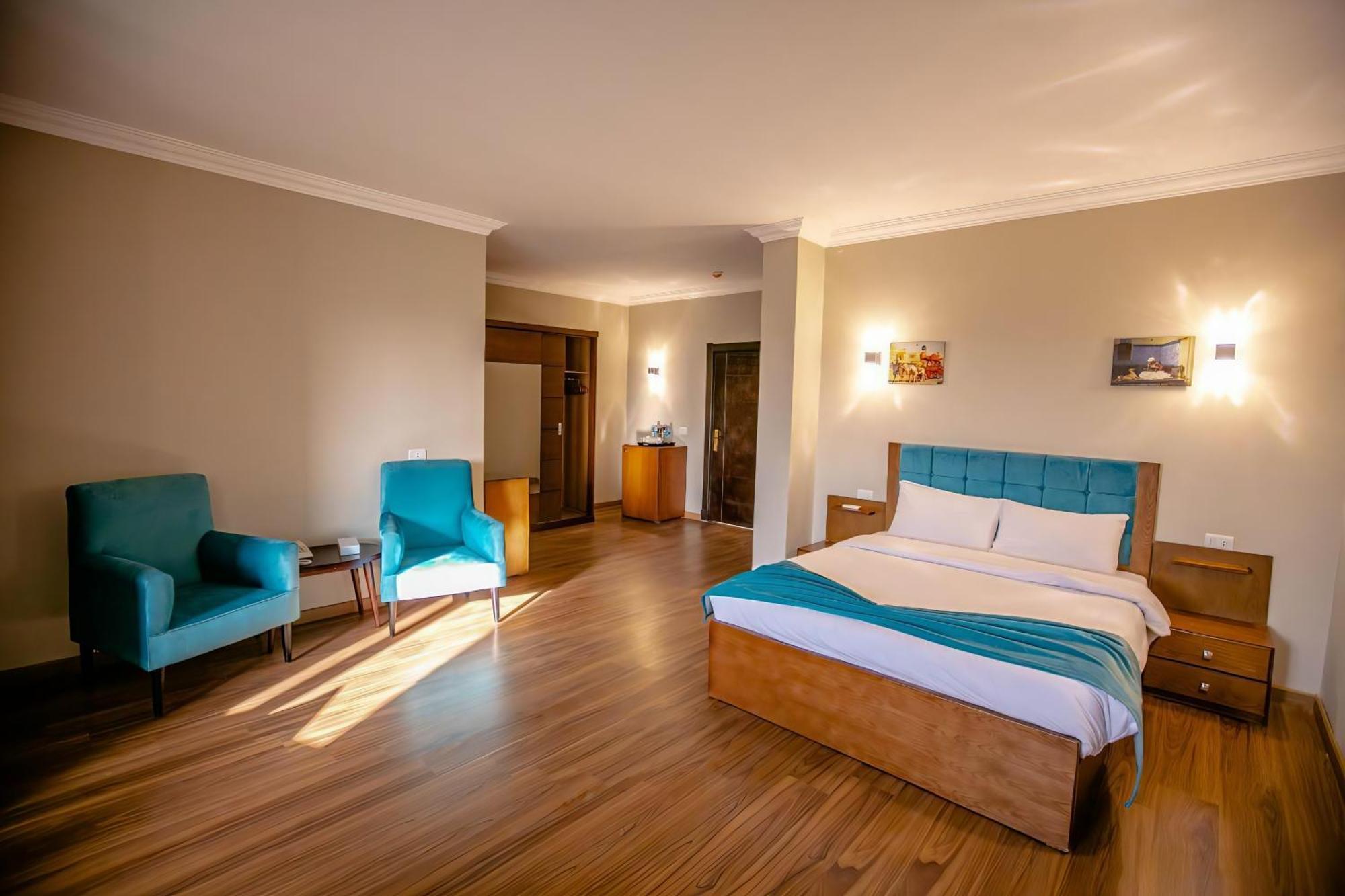 Pyramids Oasis Hotel Kafrat al Jabal Ngoại thất bức ảnh