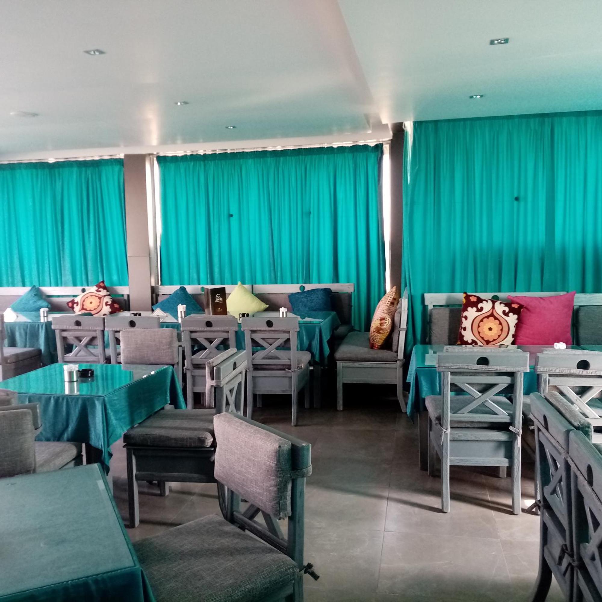 Pyramids Oasis Hotel Kafrat al Jabal Ngoại thất bức ảnh