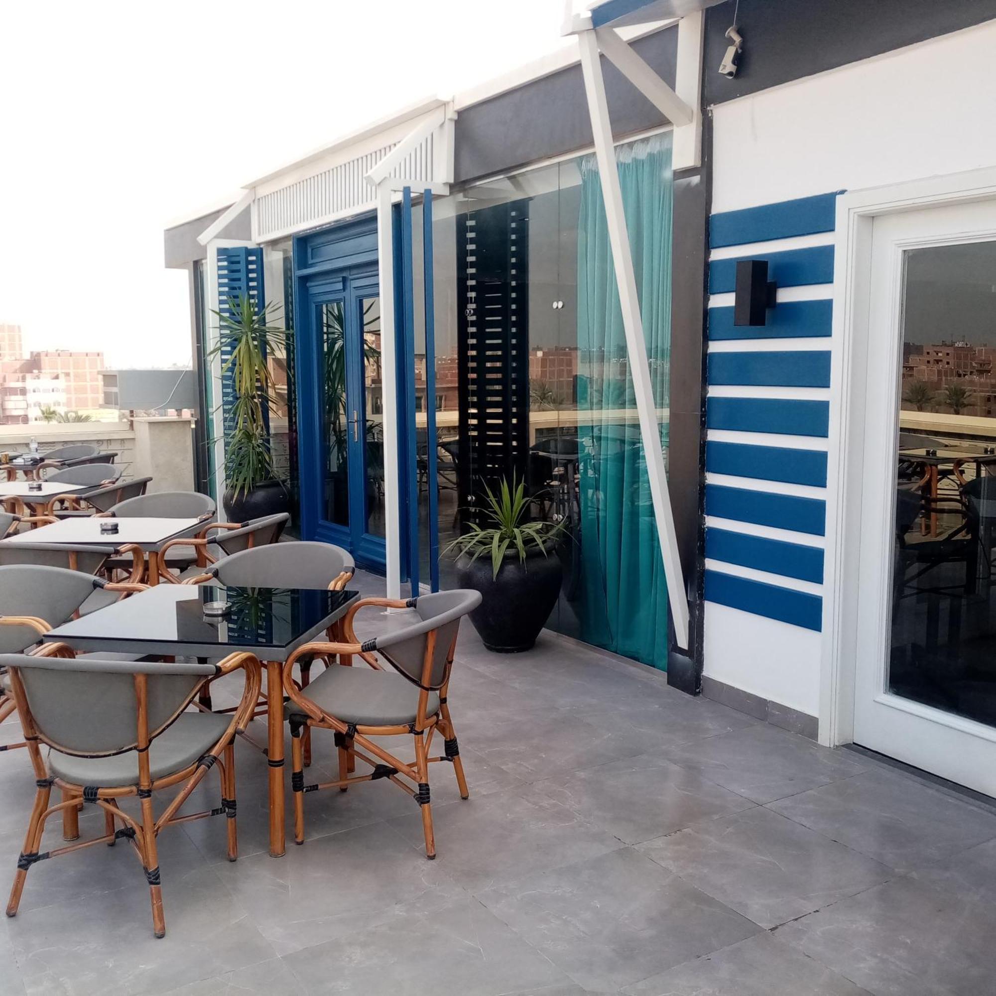 Pyramids Oasis Hotel Kafrat al Jabal Ngoại thất bức ảnh