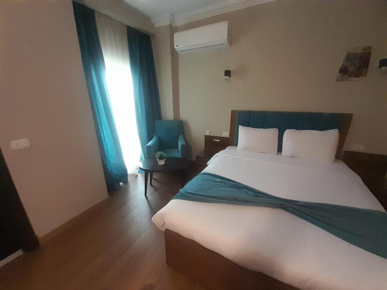 Pyramids Oasis Hotel Kafrat al Jabal Ngoại thất bức ảnh