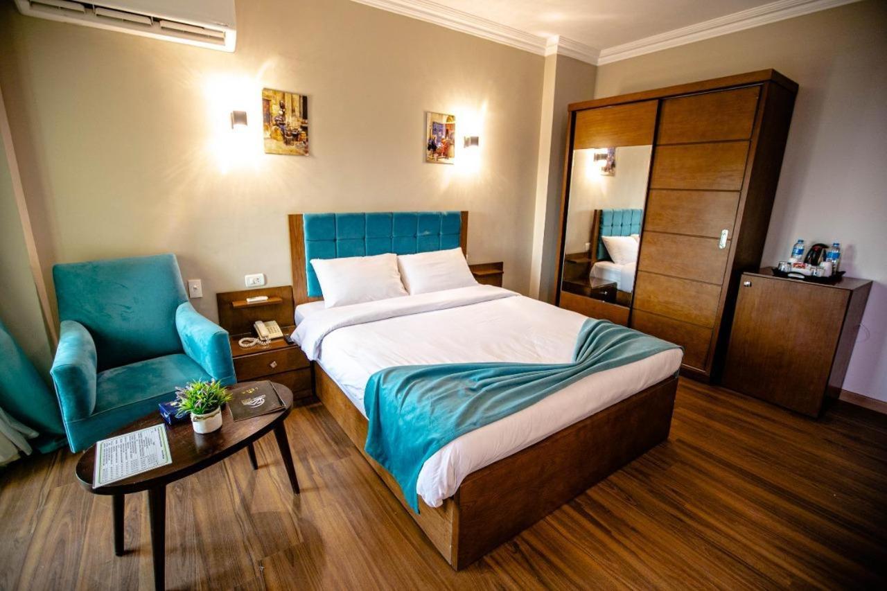Pyramids Oasis Hotel Kafrat al Jabal Ngoại thất bức ảnh