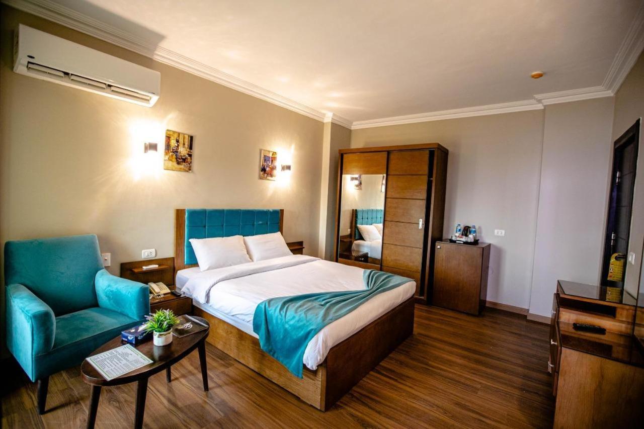 Pyramids Oasis Hotel Kafrat al Jabal Ngoại thất bức ảnh